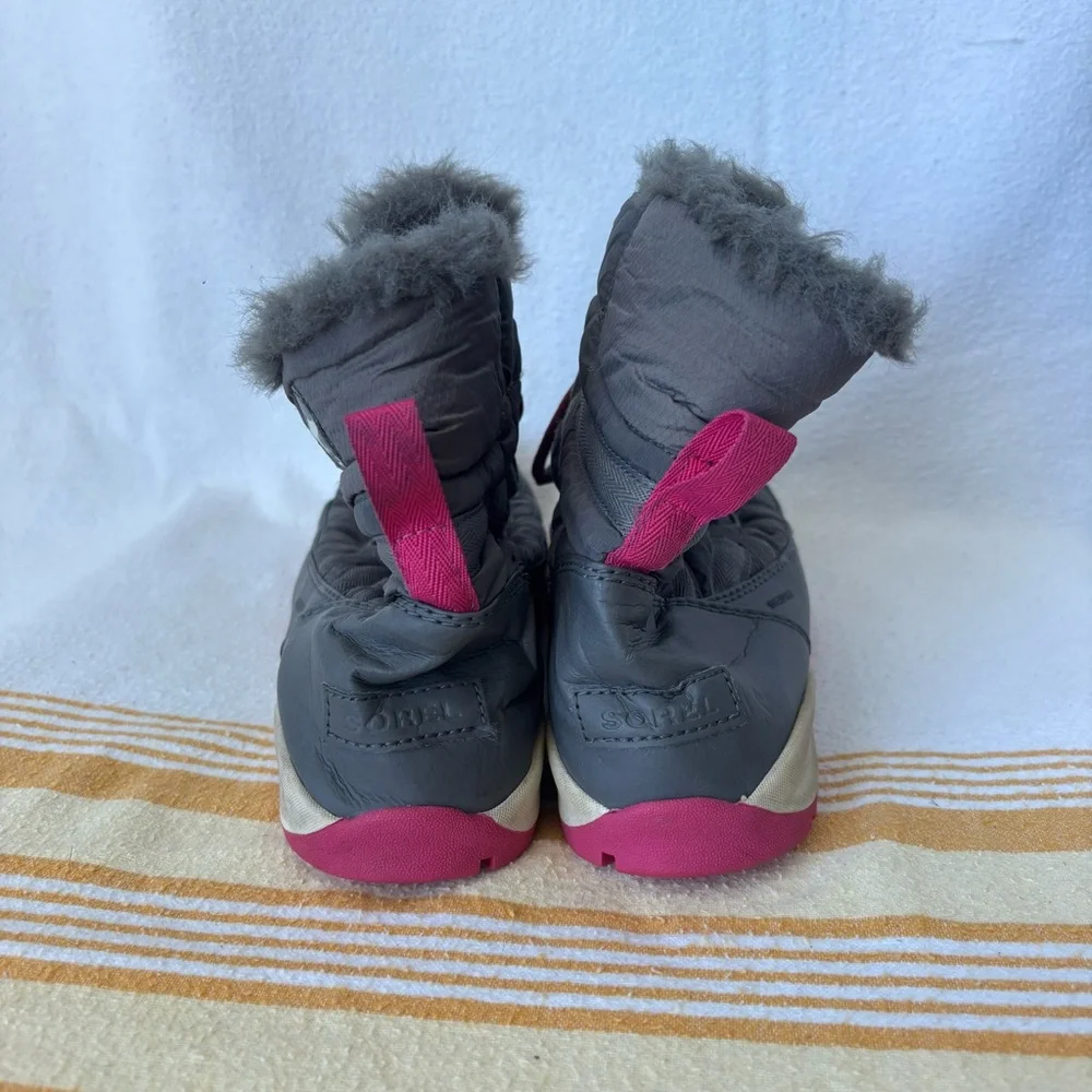 Sorel Women's Whitney short Gray and Pink Winter Boots - Picture 5 of 7
